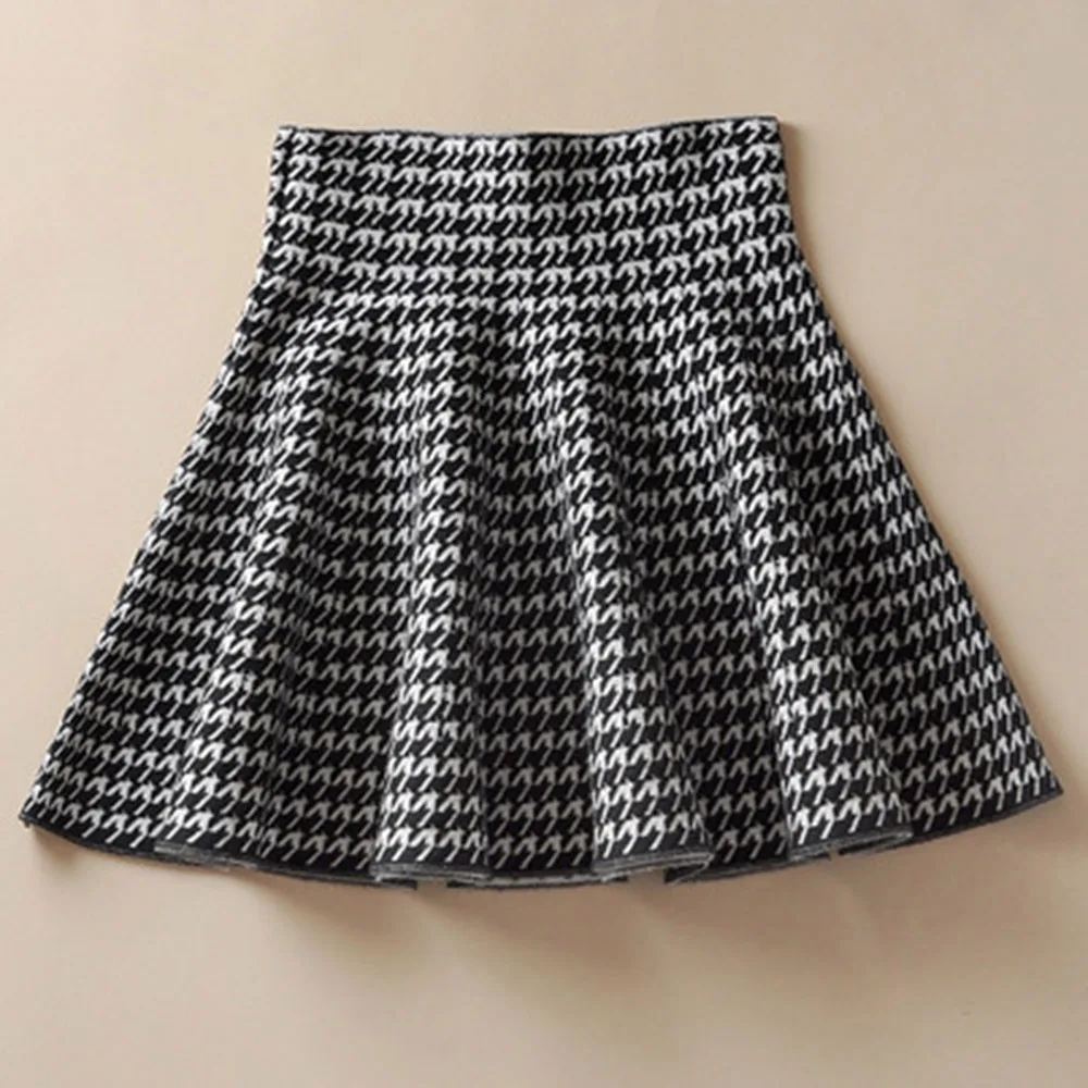

Spring Autumn High Waist Knitted Skirts for Women Pleated Mini Skirt Sexy Elastic Flared Female Midi Short Skirt Solid Red Black