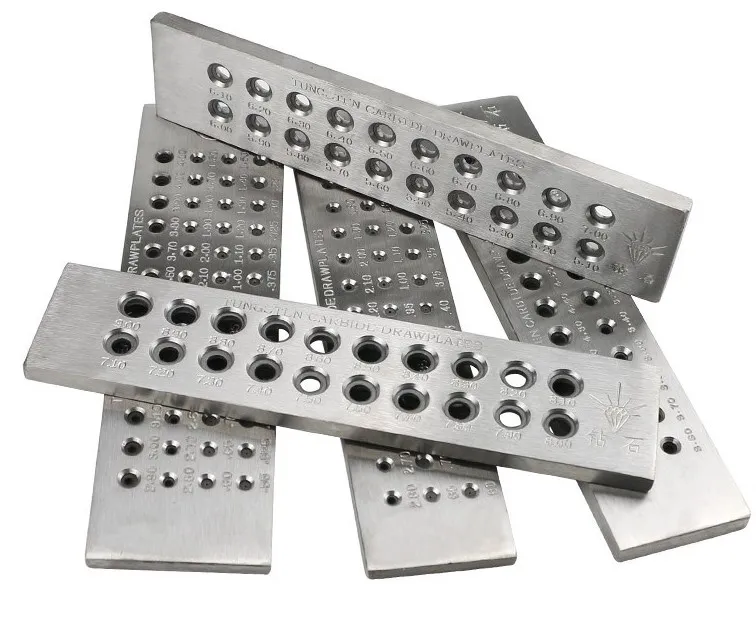 

Carbide tungsten wire drawing board gold and silver jewelry production round drawing board decoration processing equipment