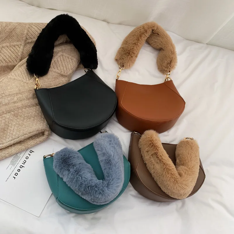 

INS Super Fire Small Bag 2019 Autumn And Winter New Style Korean-style Fashion Plush dan bei bao Mini Shoulder Saddle Bag Women'