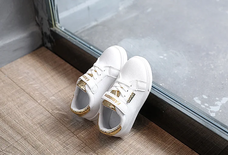 16176867361_2067024571