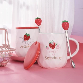 

Lovely Strawberry Pattern Ceramic Coffe Milk Breakfast Cup With Lid Spoon Personal Office Home Mug Festival Gift For Friend