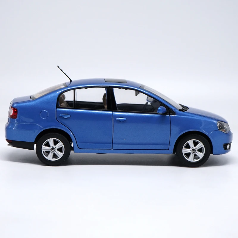 1:18 Высокая тщательная VW POLOSedan сплав модель автомобиля статические металлические модельные автомобили с оригинальной коробкой