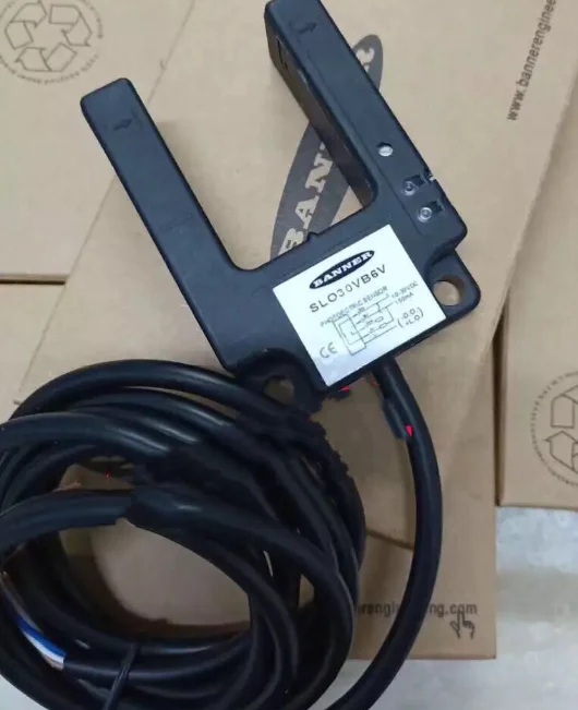 

Фотоэлектрический датчик для лифта SL030VB6Y