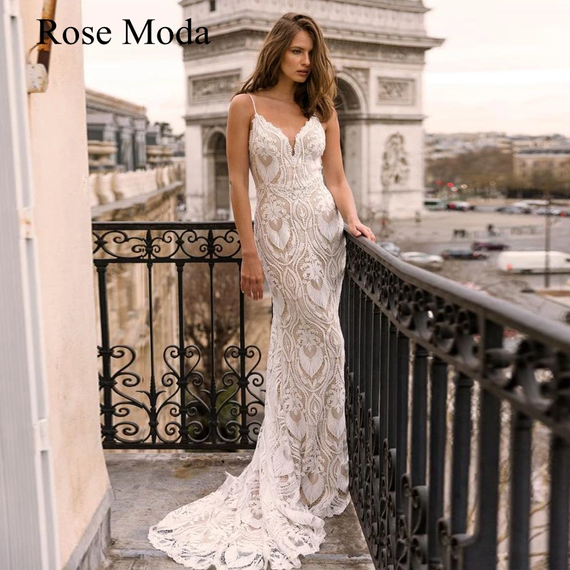 Rose Moda V Neck Chantilly Indian Lace 