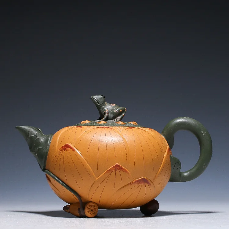 

Pure handmade authentic Yixing raw ore purple clay teapot lotus pot frog household tea pot set kungfu teaware red mud stoneware