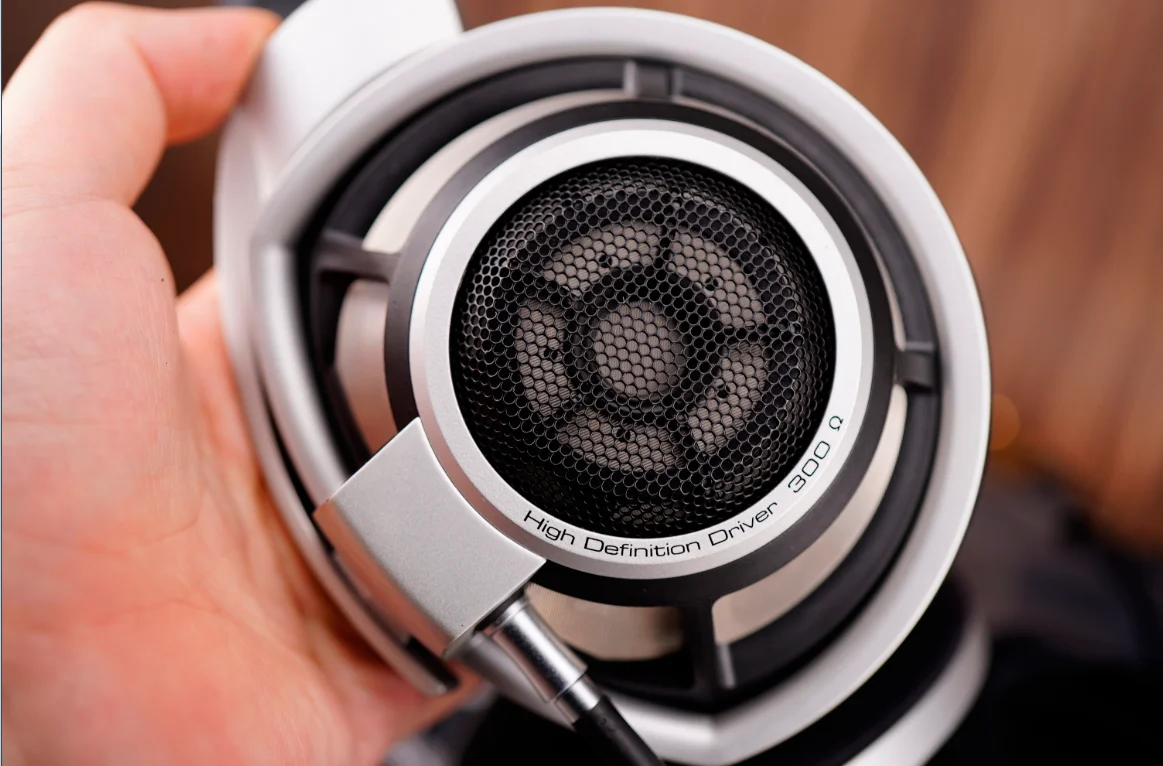 

Б/у наушники SENNHEISER HD800 HD800s HD820