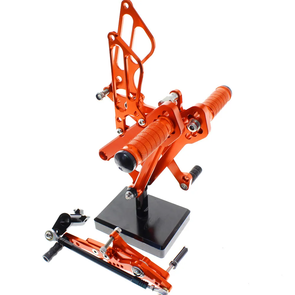Для TRIUMPH DAYTONA 675R 06-16 DAYTONA 675 11-13 алюминиевый сплав Подножка для ног Педаль peg Rearset задний Набор - Цвет: Orange
