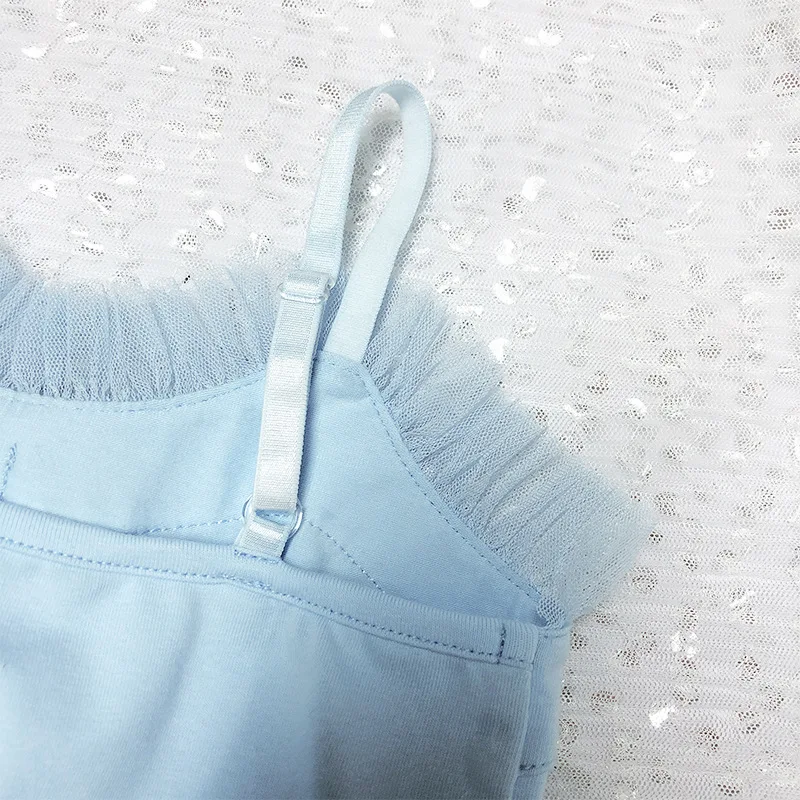 11152279751_487703764