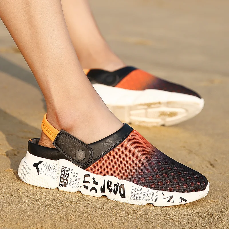 Summer Mens Sandals Outdoor Mens Slippers Slides Sandals Soft Non-slip Hollow Wading Men Slippers Sneakers Light Men Sandals