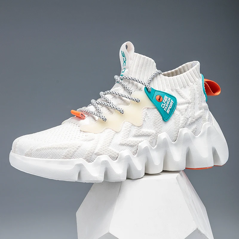 trendy mens running shoes