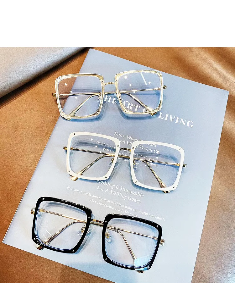 16115537477_770435616