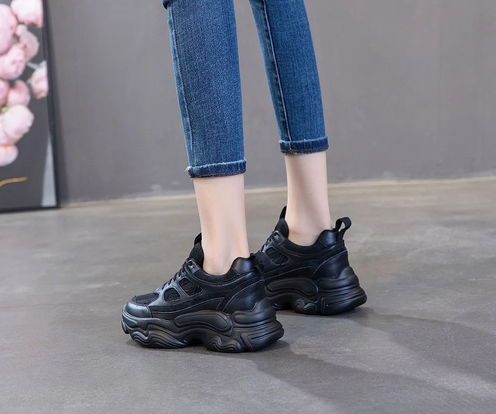 13040114064_722944103