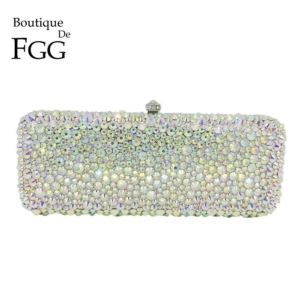 Женская сумка мессенджер Boutique De FGG серебристая с кристаллами в металлическом