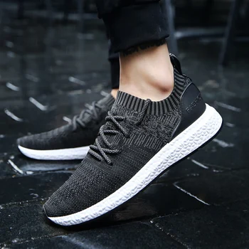 

2020 Men Light Running Shoes Hollow cushion sole Sneakers Breathable Jogging Shoes for Man Anti-Odor Men's Casual Shoes