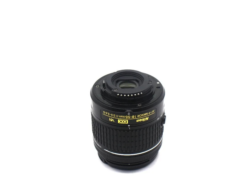 Используется объектив Nikon AF-P DX NIKKOR 18-55 мм f/3,5-5,6G для цифровых зеркальных фотокамер Nikon