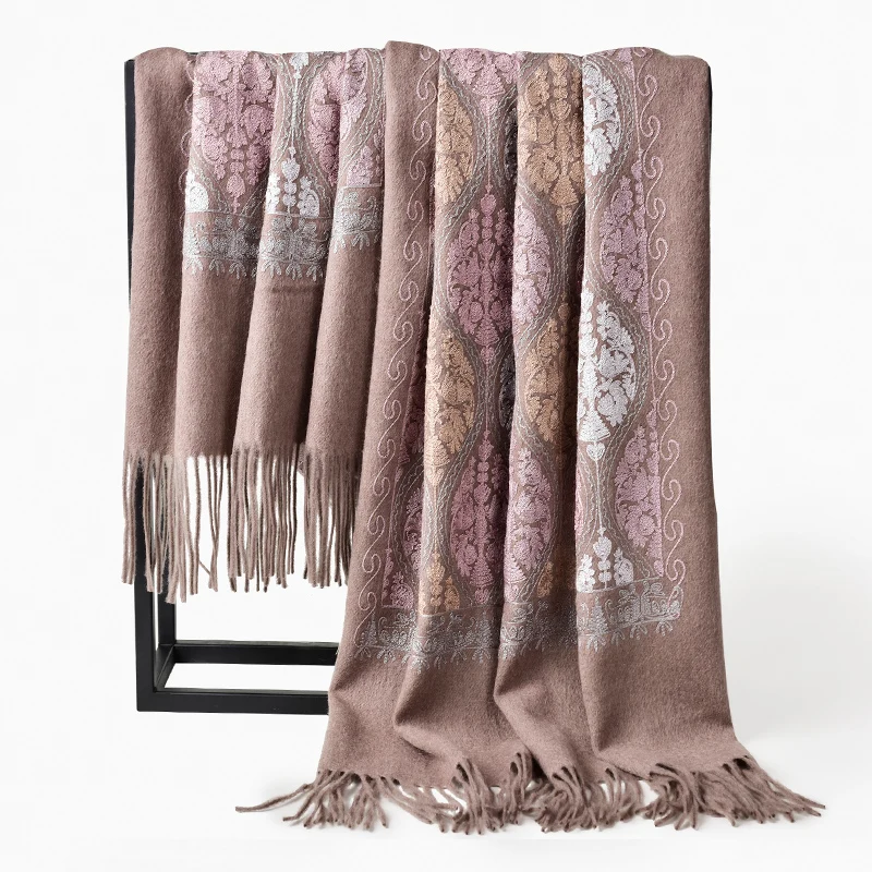 Women Wedding Wool Scarf Winter Brand Shawls and Wraps for Ladies Bride Bridesmaid Embroidery Pashmina Wool Scarves