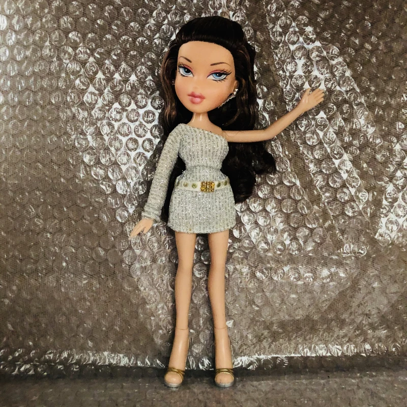 Оригинальные новые 23 см оригинальные модные фигурки BratzDoll спящие вечерние красные волосы YASMIN красивые MGAdoll лучший подарок для ребенка