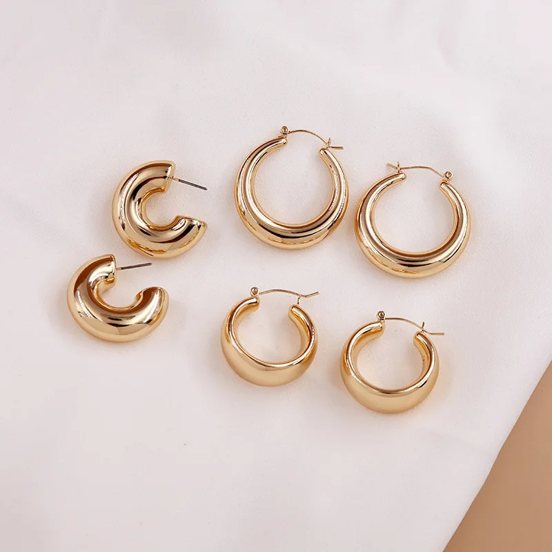 HUANZHI 2020 New Minimalist Gold Metal Large Circle Geometric Round C shape Hoop Earrings for Women Girls Jewelry GIfts
