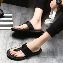 Летние пляжные вьетнамки на плоской подошве для мужчин; нескользящие разноцветные уличные тапочки; трендовая Корейская пляжная Мужская обувь с Т-образным ремешком