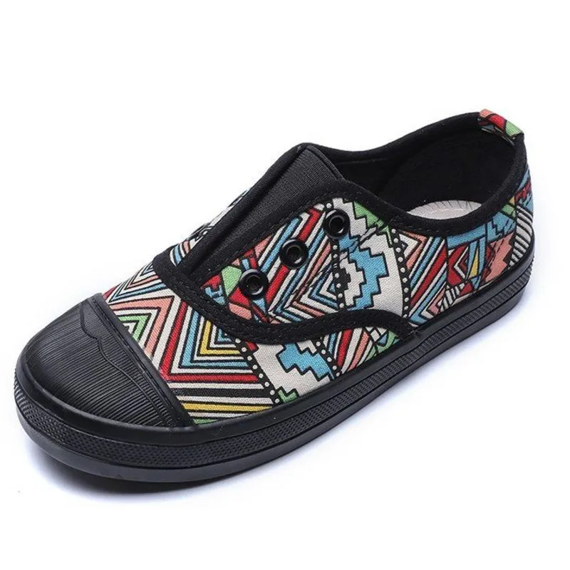 

2020 Spring Summer Anti-Slippery Flats Shoes Classic Student Running Shoes Black Flowers Fashion Children Shoes