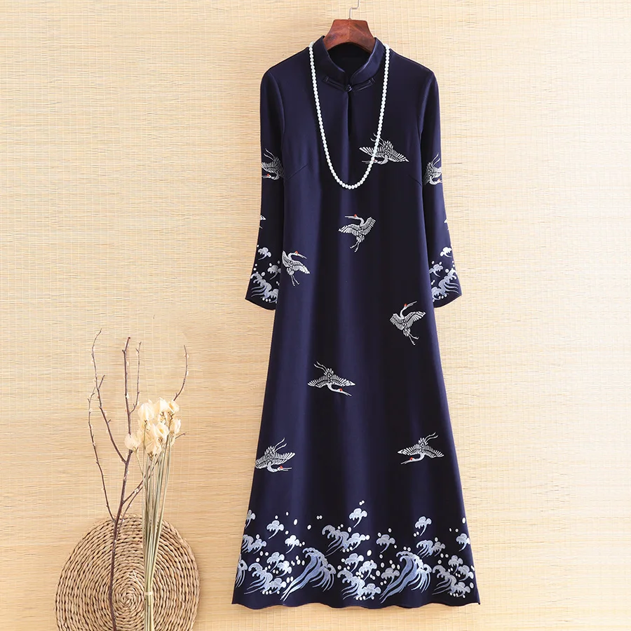 

High Quality Women Dress Autumn Royal Embroidery Grane Propitious Clouds Vingtage Elegant Lady Plus Size Cheongsam Dress M -4XL