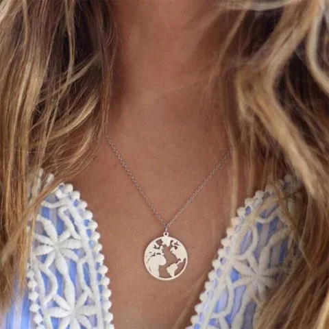 Map Necklace Globetrotter Gold Map Pendant World Choker Map Crescent Moon Necklaces&Pendants Dainty Pendants For Women