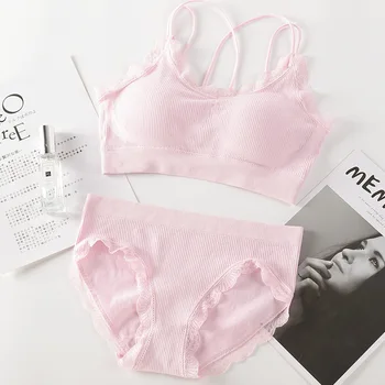 

Comfortable New Fashion Lace Women Bra Panties Set Active Bra Sexy Lingerie Set Women Wireless Sports Top Underwear Set