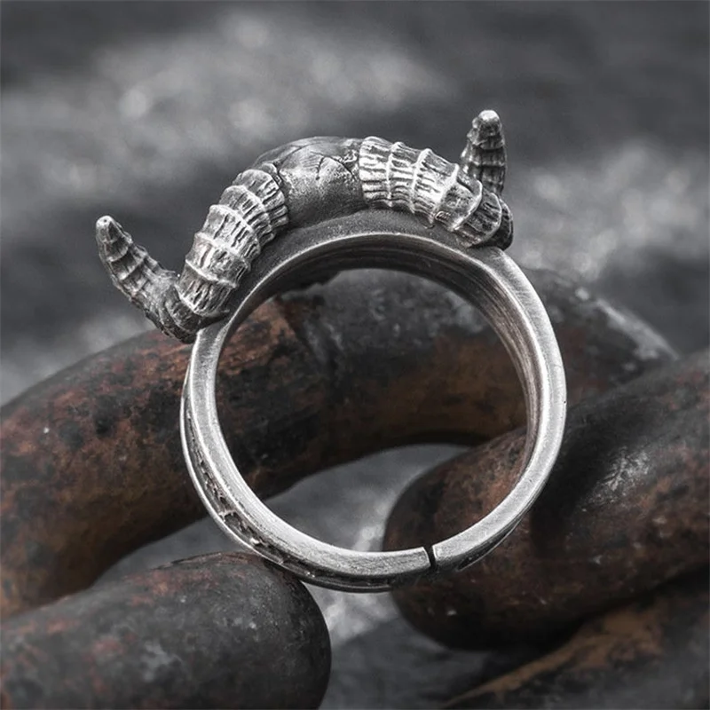 Vintage Retro Punk Skull Devil Horn Rings for Men Women Couples Personality Party Hip Hop Claw Ring Jewelry Men Courage couples rings finger ring