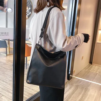 

Large Capacity Bucket Bag Handbag 2020 New Simple Shoulder Bag Students Shoulder Bag Women