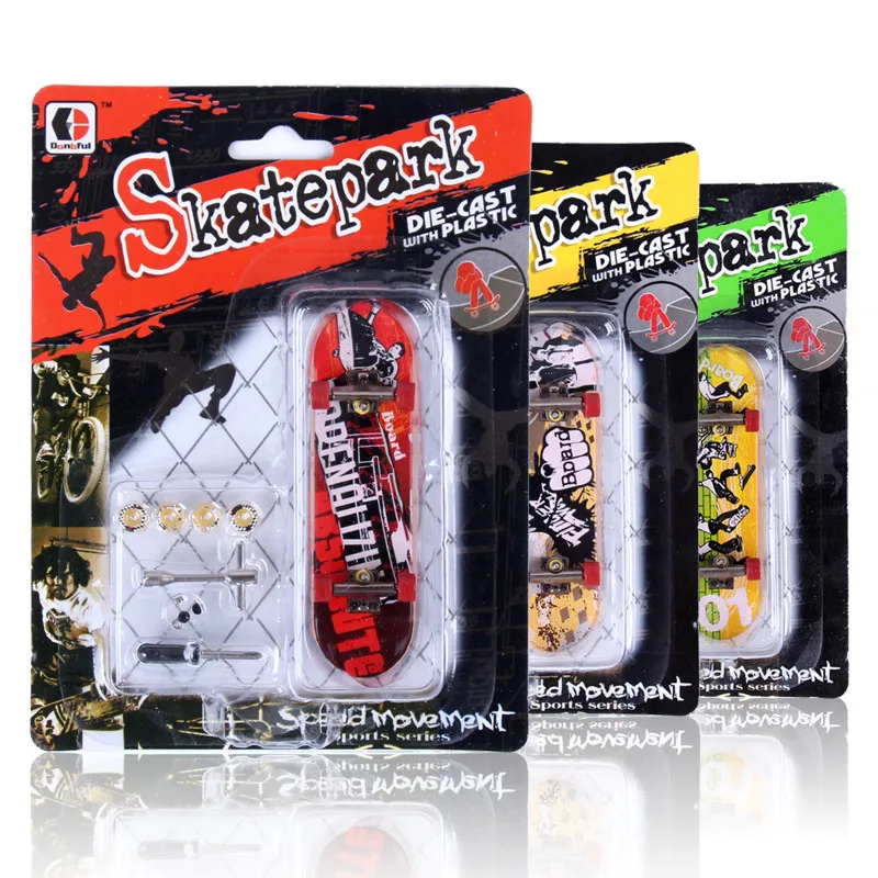

Random 3pcs/set New Arrival Alloy Stand FingerBoards Mini Finger Boards Retail Box Mini Skate de dedo Finger Skateboard Kids Toy
