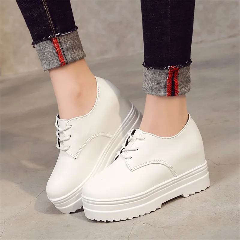 

Spring Autumn Women Flats Shoes 2020 new Fashion Creepers Shoes Woman Thick Sole Creepers platform Sneakers white black Brown