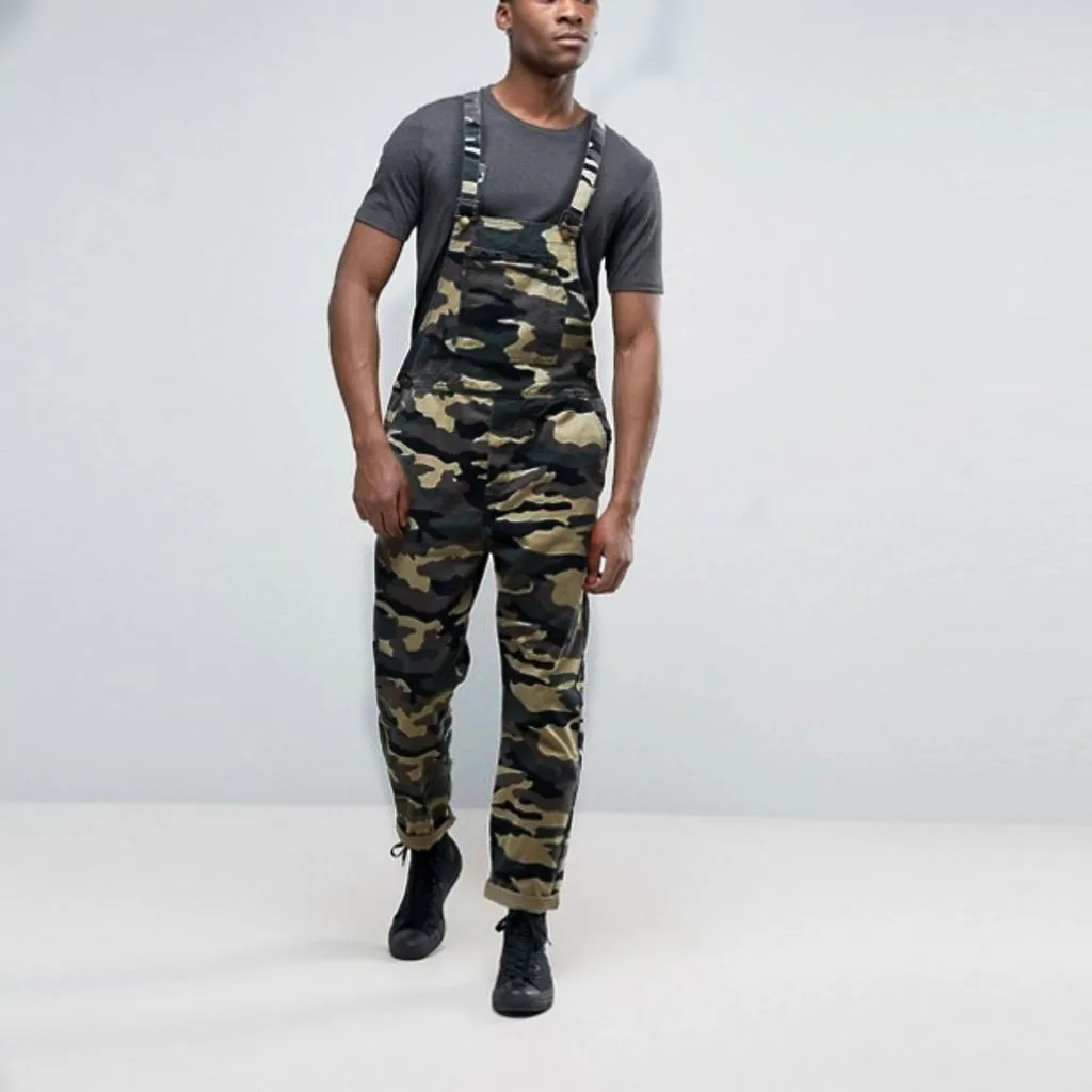 

2019 Camouflage Men Bib Pants Casual Mens Denim Jumpsuits Hip Hop Streetwear Male Loose Jeans Overall Rompers Camo Dungarees