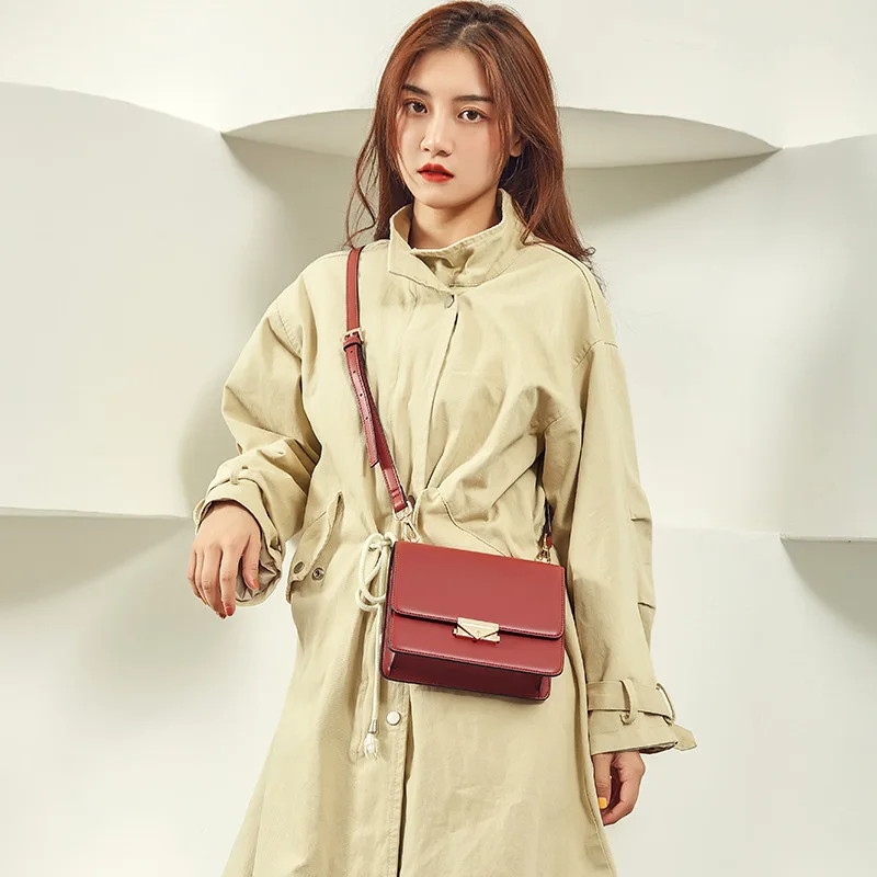 

2019 New Style Versatile Shoulder Bag Shoulder Bag Simple Retro Women's Bag Autumn And Winter Bag Bridal Bag Fashion Bag