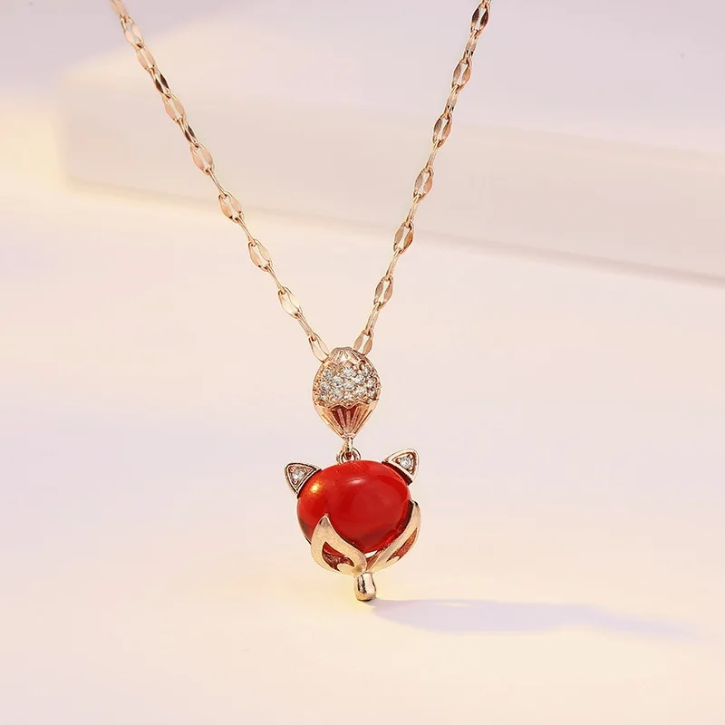 1PCS Titanium Steel Real Gold Plating Red Little Fox New Micro-inlaid Hao Stone Niche Clavicle Chain Sexy Charming Necklace