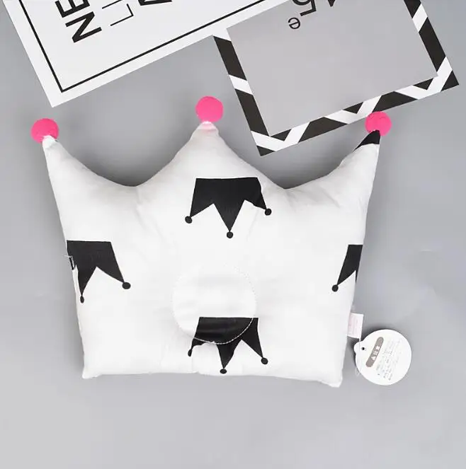 YCZ050ZC Newborn head shaping pillow baby Cushion breastfeeding pillow sleeping cotton cute soft pillows with Plush ball YCZ050 - Цвет: YCZ050ZC