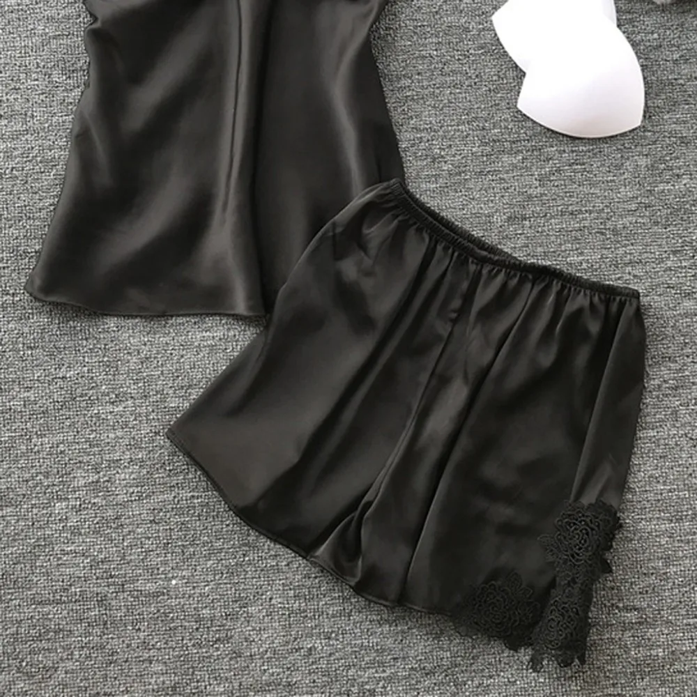 13 - ZTF90404223_2019040403330494318