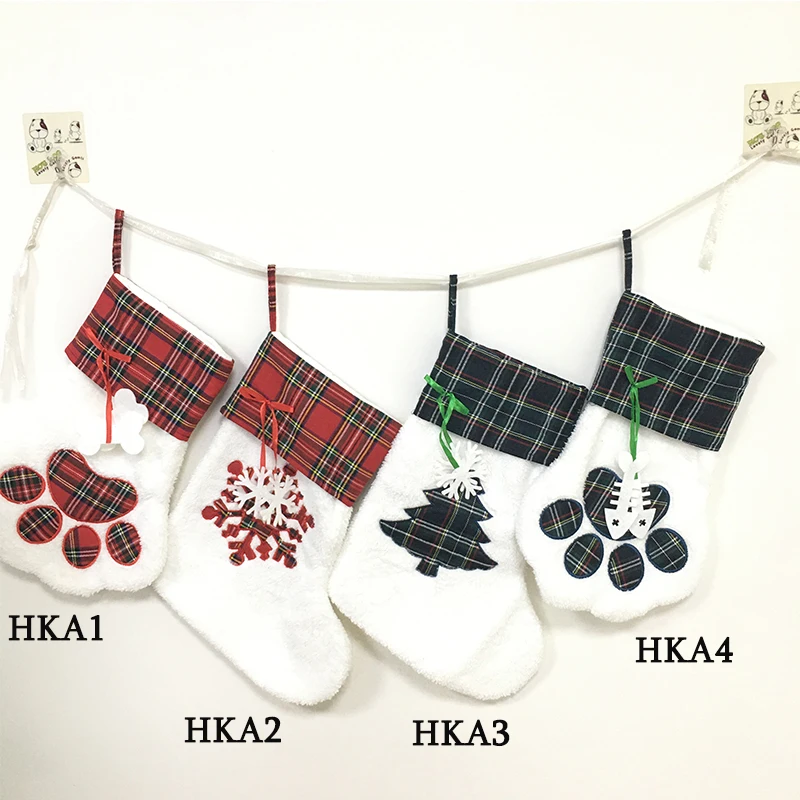 

20pcs/Lot Christmas Stocking Plaid Gift Sack for Cat Fireplace Xmas Tree Hanging Ornaments Pendant Dog Paw Stocking Santa Sack