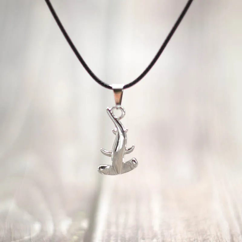 Shark Pendant Necklace for Men and Women Summer Beach Jewelry