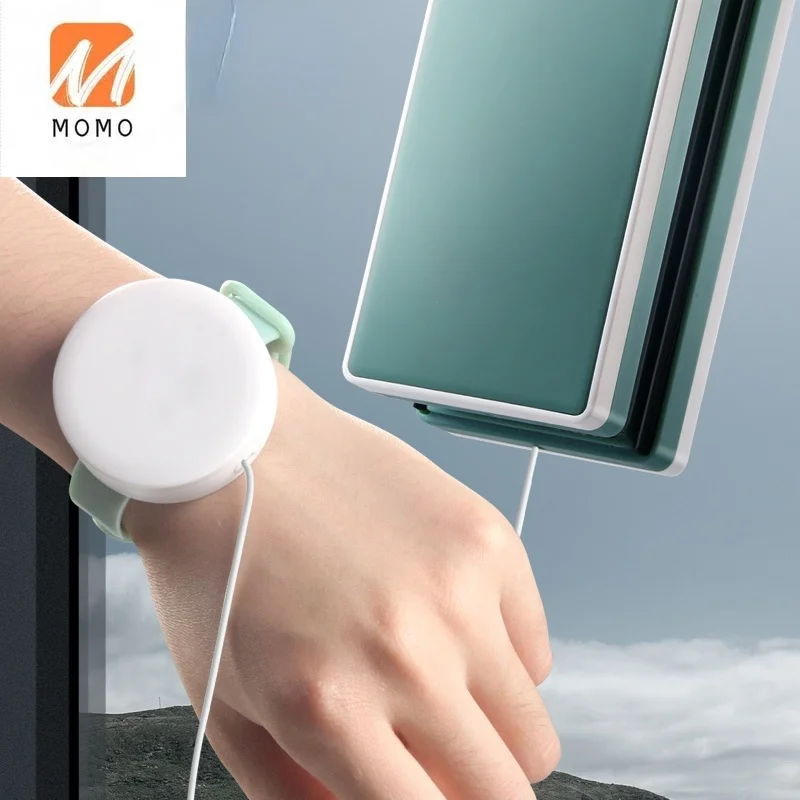 

Clean Convenient Home Window Wiper Glass Cleaner