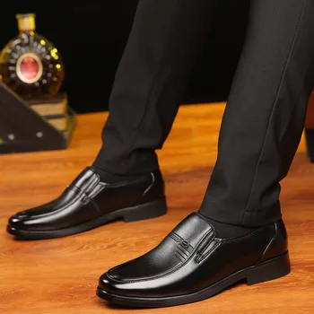 

Plus Size 38-48 High Quality Non-slip Casual Middle-aged Wear-resistant Soft Bottom Business Shoes Leather Men's Loafers