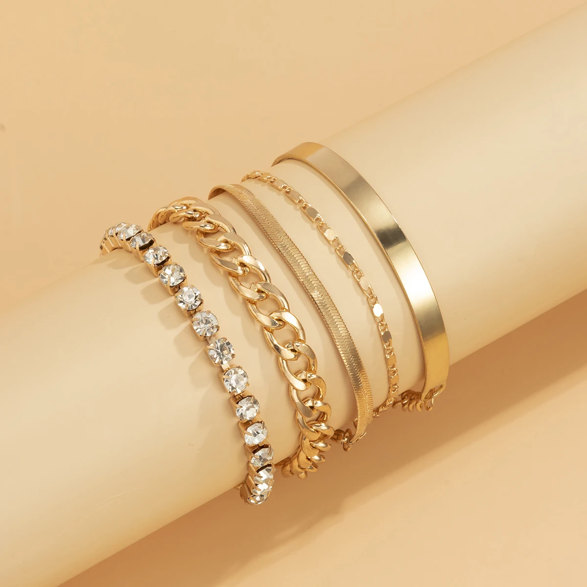 Buy Bangle & Bracelets from top Brands at Best Prices Online in India |  Tata CLiQ