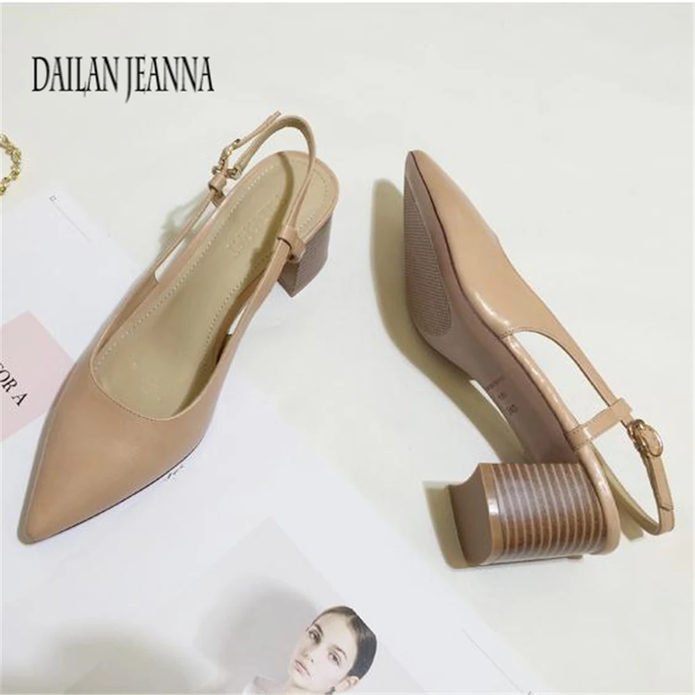 

High-heeled shoes women 2018 spring and summer new Korean version of girls' sandals empty sharp heel single shoes