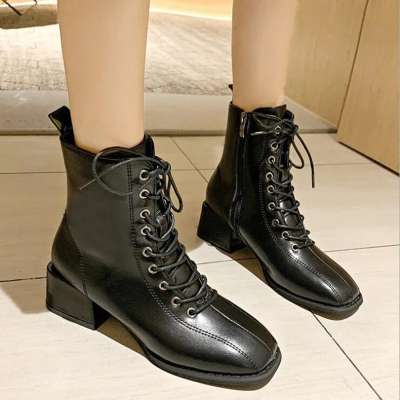 

Winter Boots Ankle Boots Women Shoes Woman Boots Fashion Square Toe Retro Boots Booties 2019 Winter New Short Fur Warm Boots