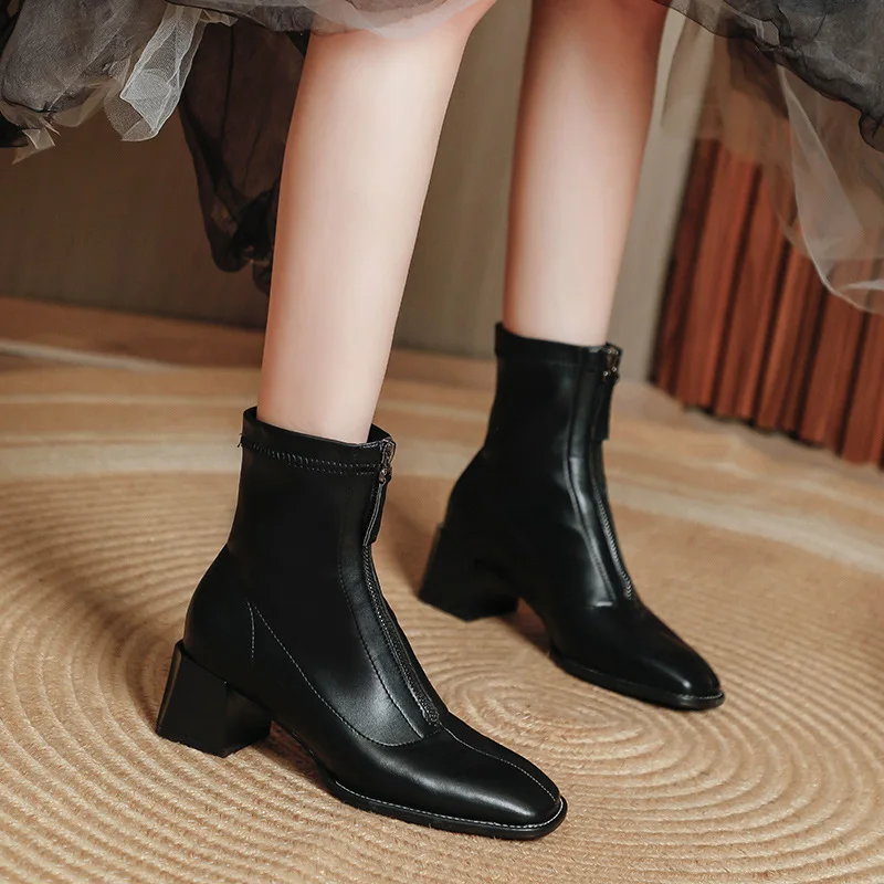 Pavement 靴 シューズ ブーツ Sara Ankle Boots Black