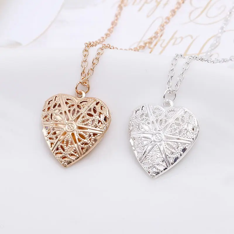 

Heart Necklace Can Play Open Small Photo Korean-style Hollow out Women's Eyelet Heart Shape Photo Box Necklace