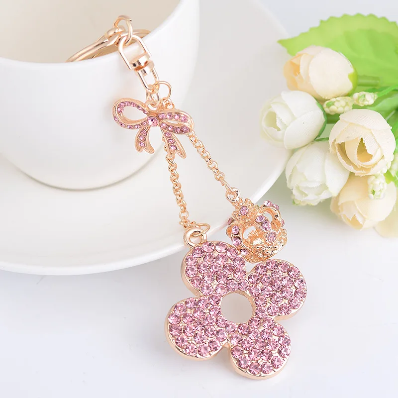 

New Creative Crystal Clover Keychain Cute Beautiful Bow Keyring Crown Car Keychain Fashion Lady Bag Pendant Keychain Gift