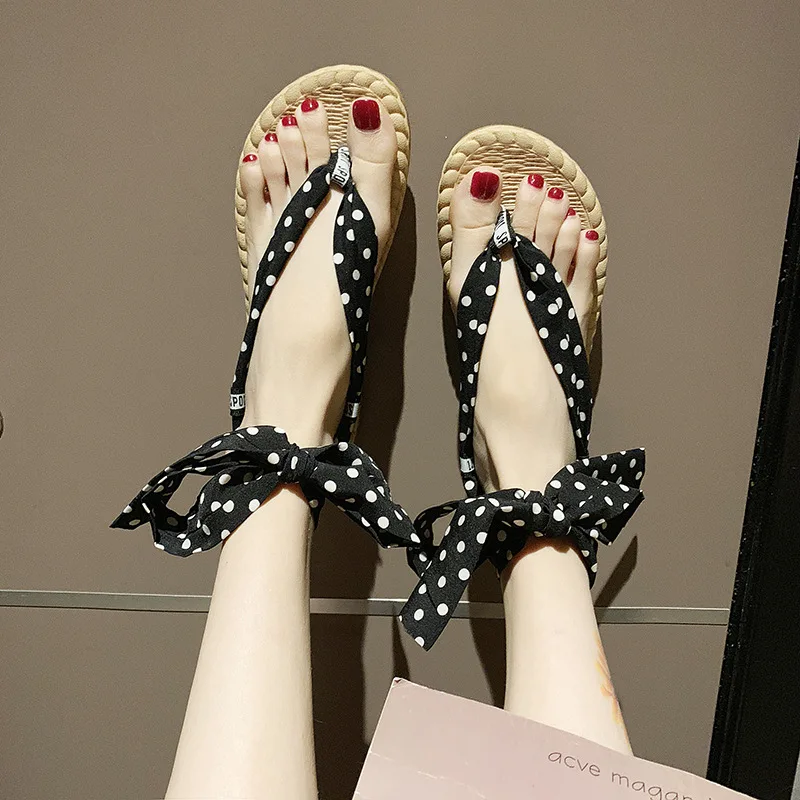 

2019 Summer New Style Split Toe Sandals Outer Wear Flat Bandage Cloth Herringbone Foot Covering Rome WOMEN'S Shoes Long-term Sto