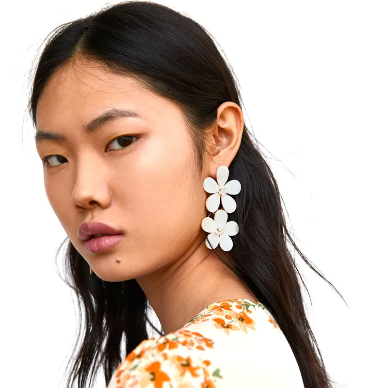 

Imitation Pearl Carved Double Flower Earrings for Girls ZA Acrylic Statement Dangle Earrings 2019 aretes de mujer ET1288