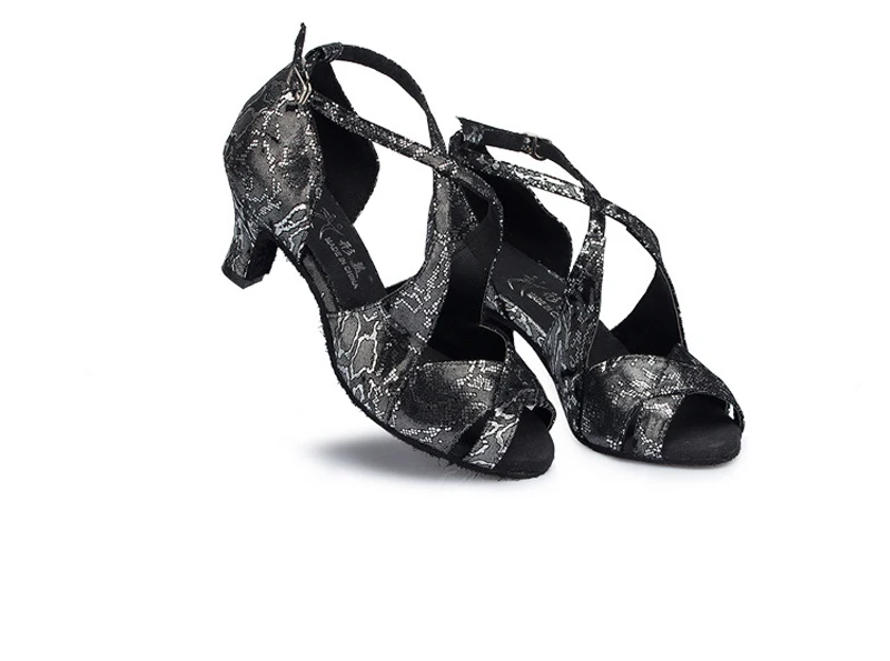 2314207639_581663001