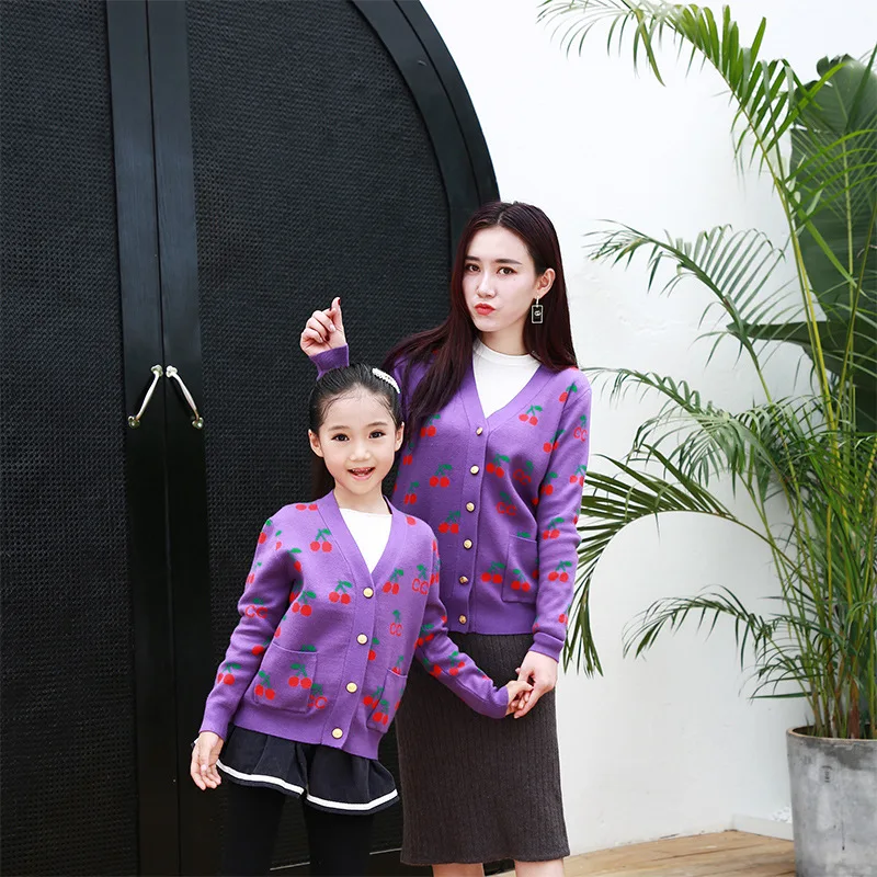 

Mom Daughter Fashion Cardigan Autumn Winter V-neck Girls Cherry Print Purple Sweater Women Long Sleeve Pockets Knitted Costumes